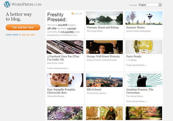 WordPress offers a hosted and a licensed version.