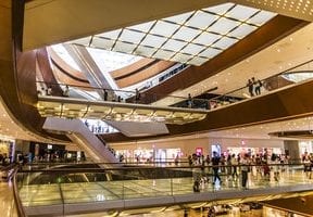 Can Personalization Save Shopping Malls?