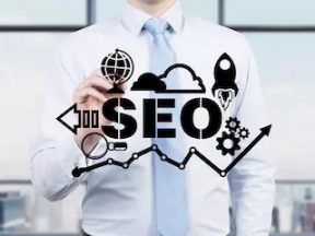 Illustration/photo of a male pointing at an SEO graphic