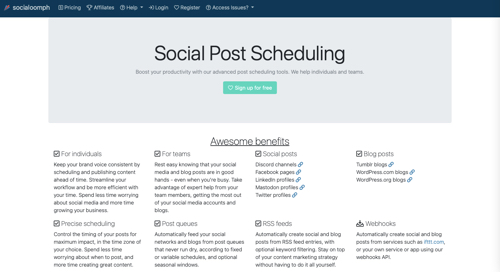 Screenshot of SocialOomph home page.