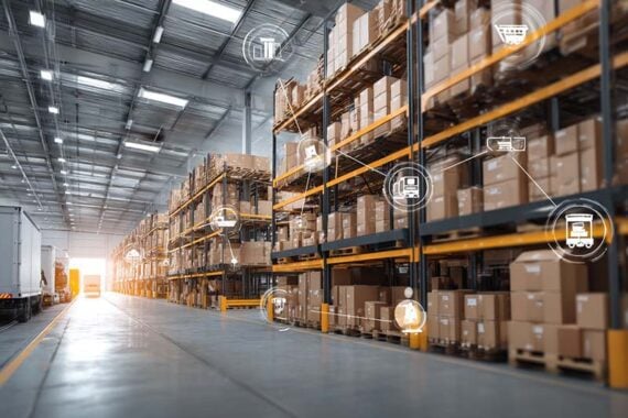 Image of the inside of a fulfillment warehouse Image of the inside of a fulfillment warehouse