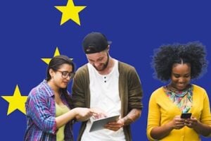 Image of three consumers in front of a E.U. flag