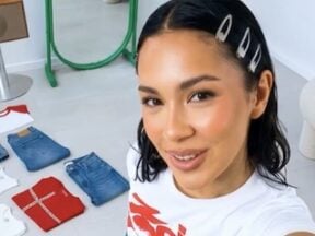 Image from Vmake Labs of a female recording a product video